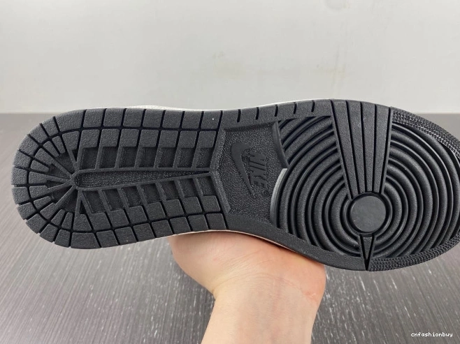 85 White Retro Black BQ4422-001 Jordan 1 High (2023) 0821